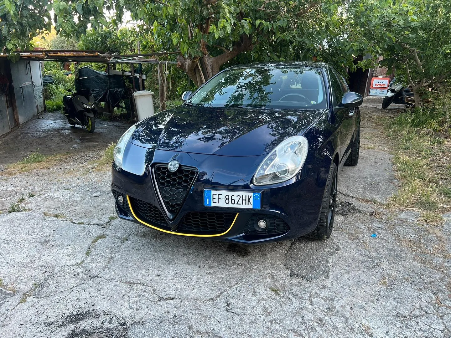 Alfa Romeo Giulietta 2011 photo 3