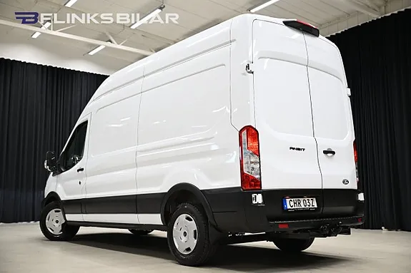 Ford Transit 2025 photo 4