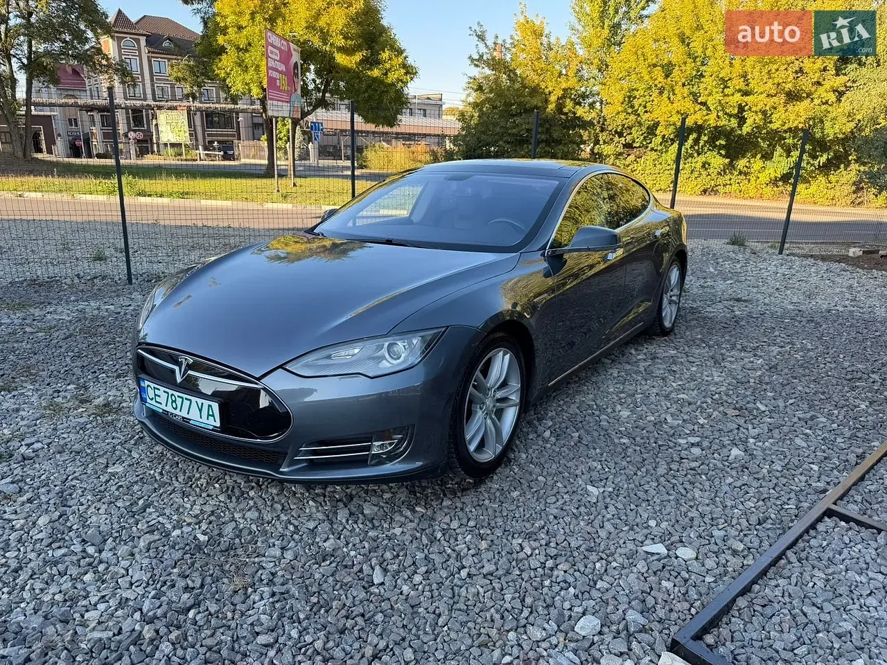 Tesla Model S