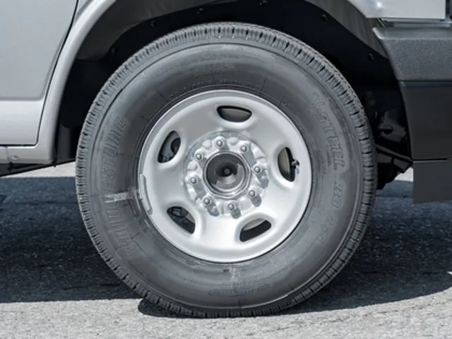 Chevrolet Express 2025 photo 4