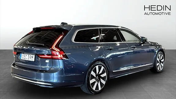 Volvo V90 2024 photo 2