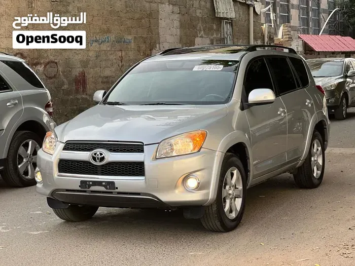 Toyota Rav 4 2011 photo 2
