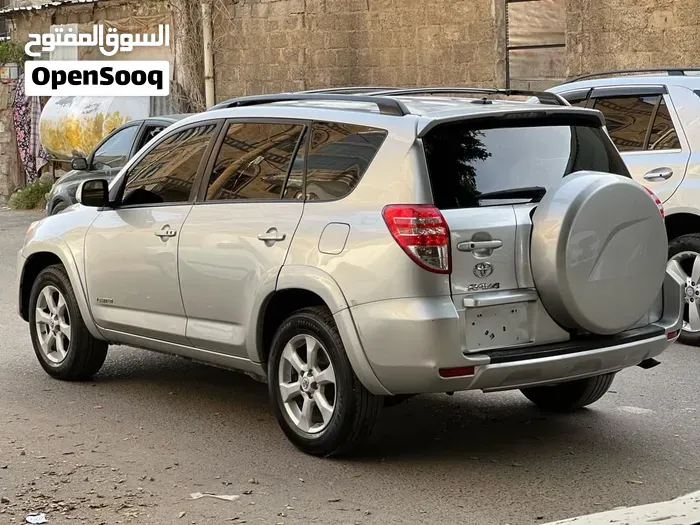 Toyota Rav 4 2011 photo 4