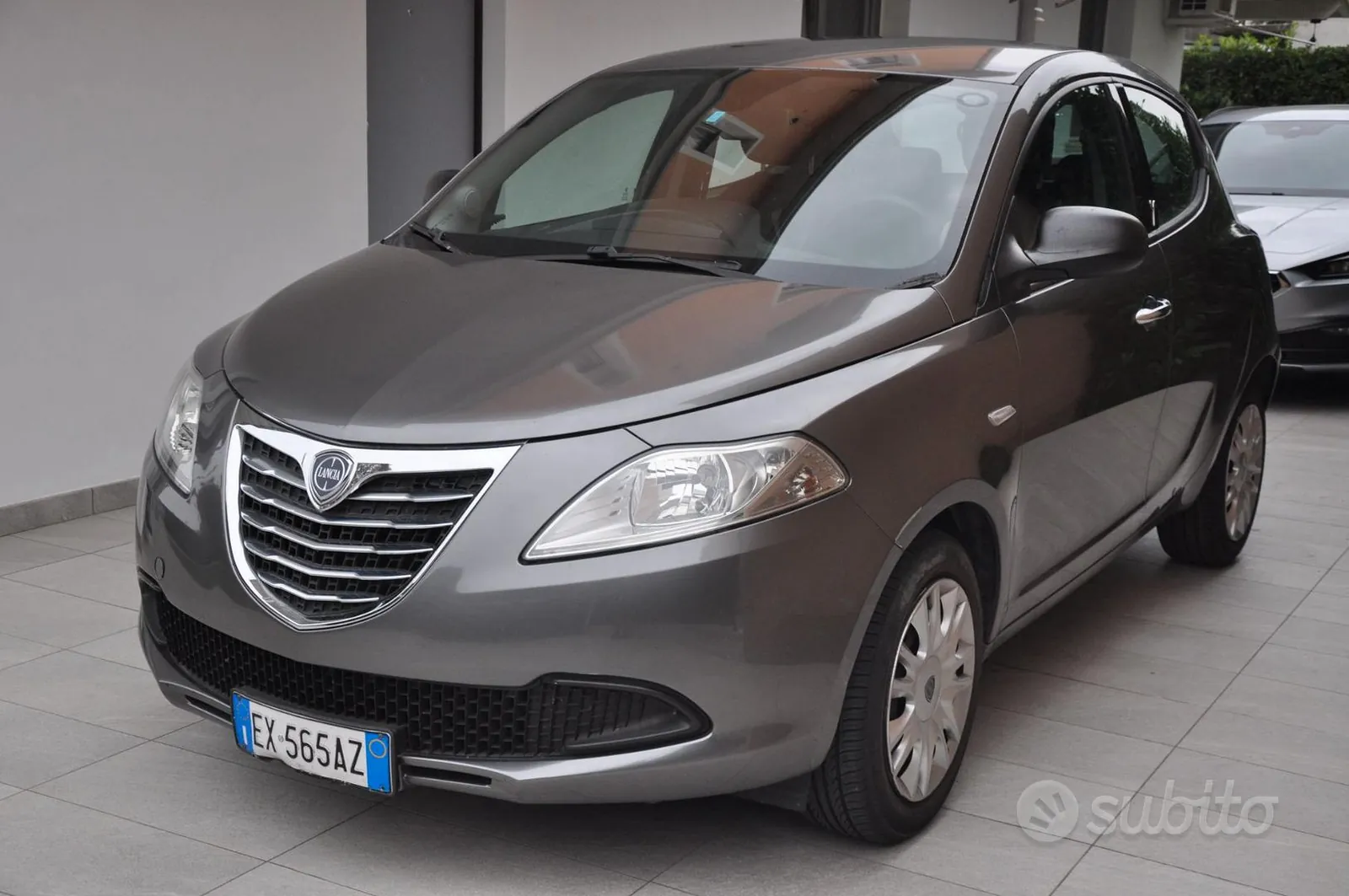 Lancia Ypsilon 2014 photo 2