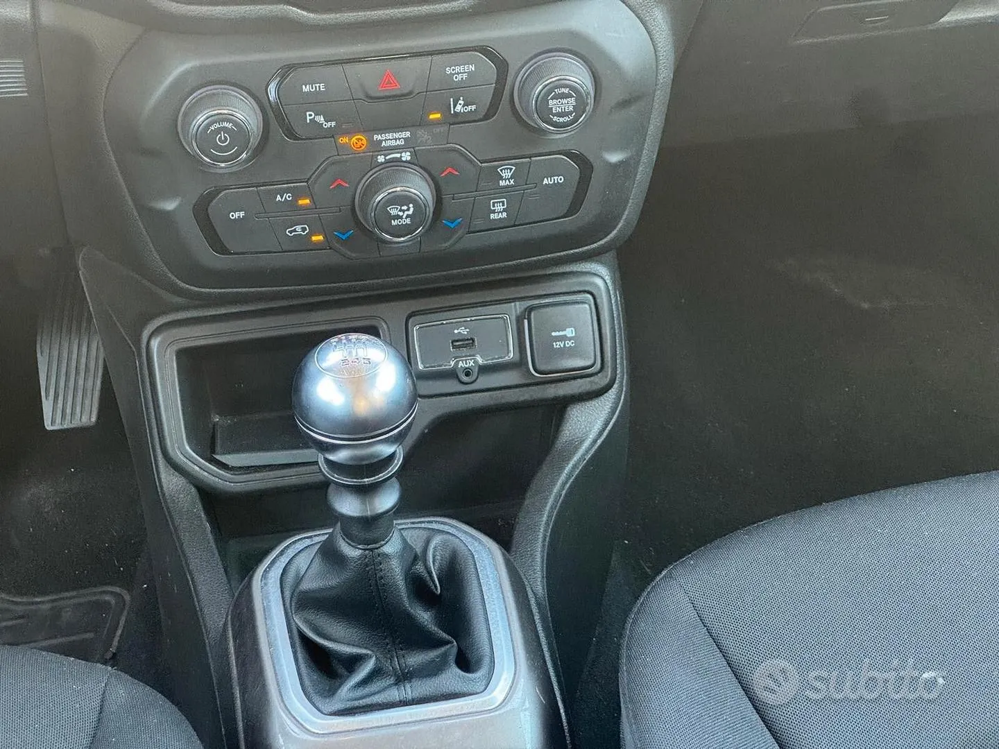 Jeep Renegade 2021 photo 3
