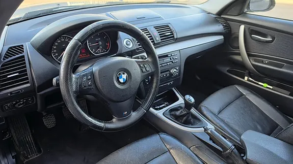 BMW 118D 2009 photo 5