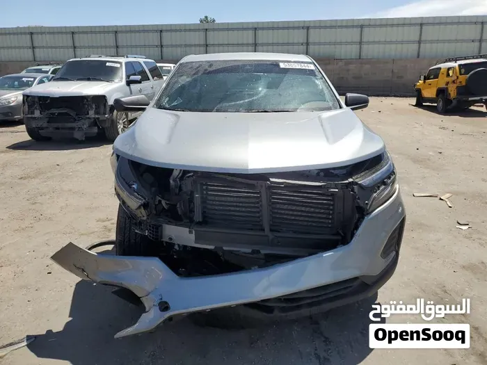 Chevrolet Equinox 2023 photo 2