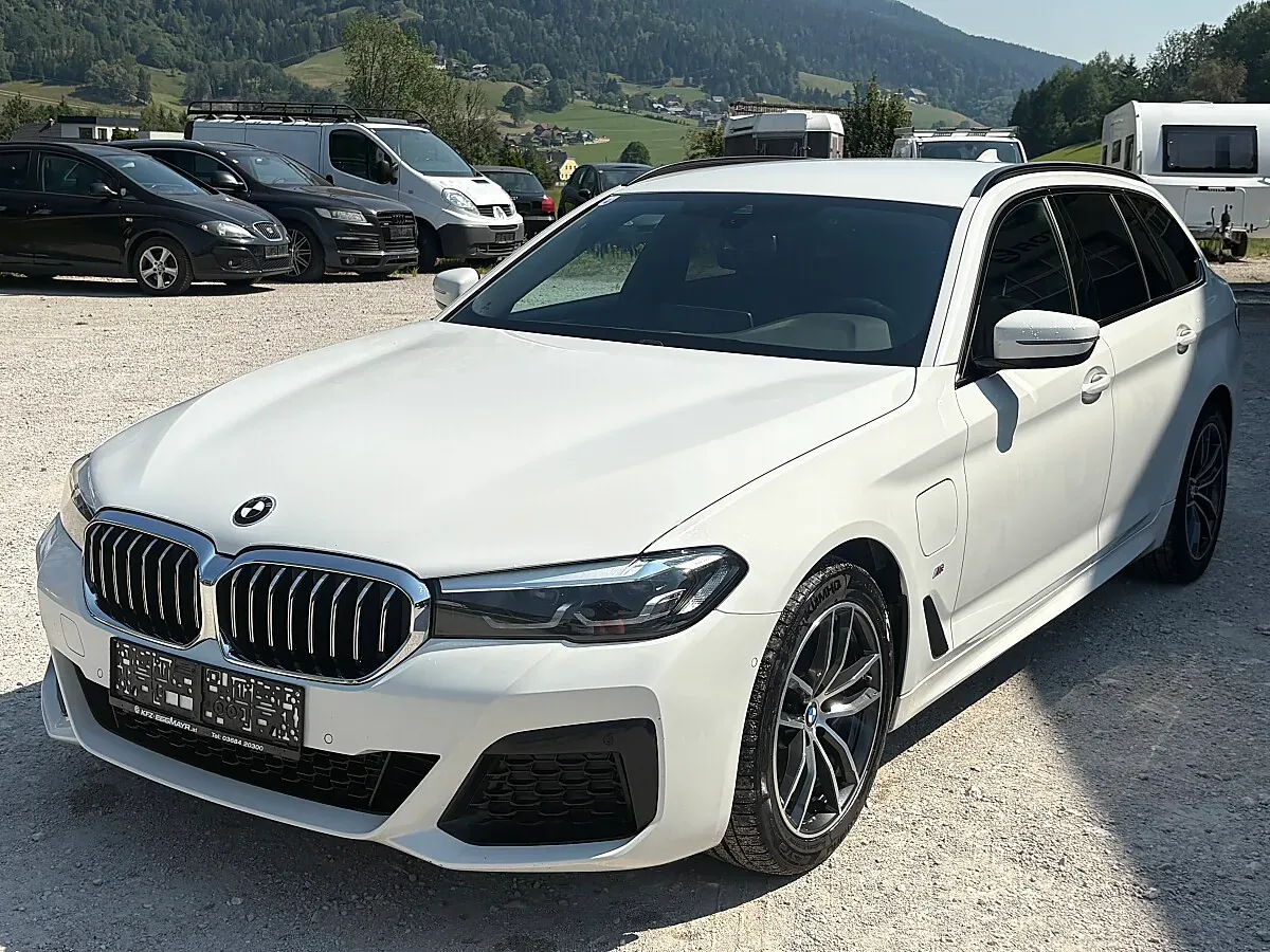 BMW 5 Series 2021 photo 3