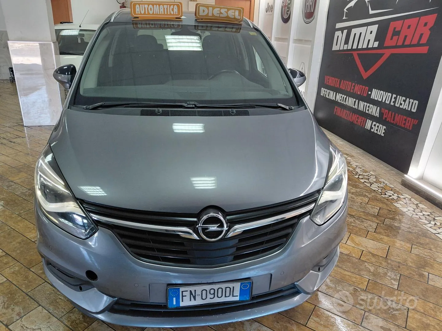Opel Zafira 2018 photo 2