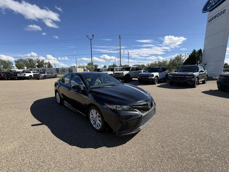 Toyota Camry 2024 photo 3