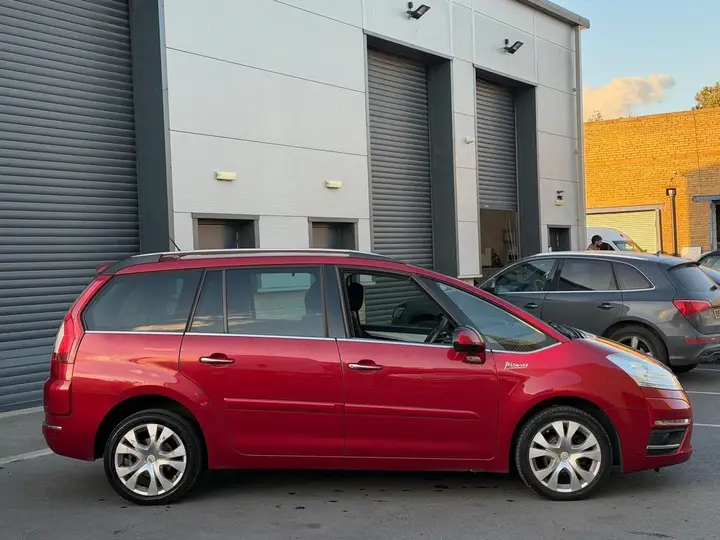 Citroen Grand C4 Picasso 2013 photo 5