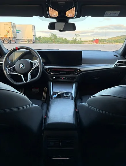 BMW I4 2025 photo 4