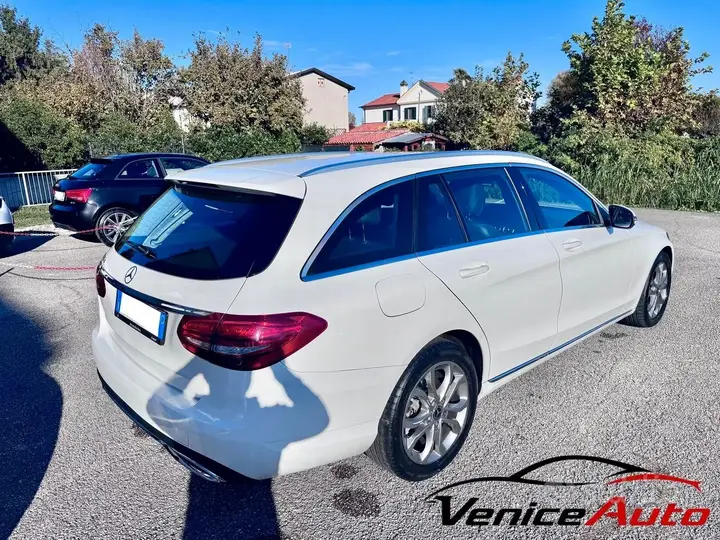 Mercedes-Benz C 220 D 2018 photo 3