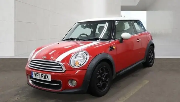 Mini Hatch 2011 photo 2