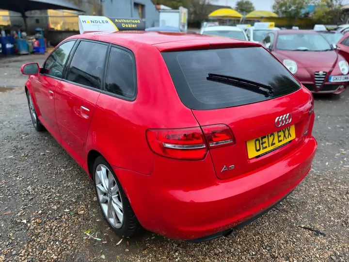 Audi A3 2012 photo 3