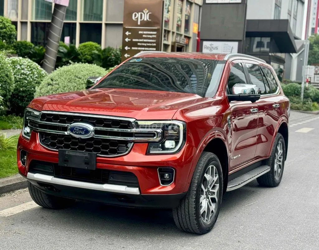 Ford Everest 2023 photo 2