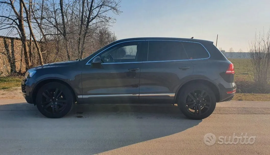 Volkswagen Touareg 2012 photo 3