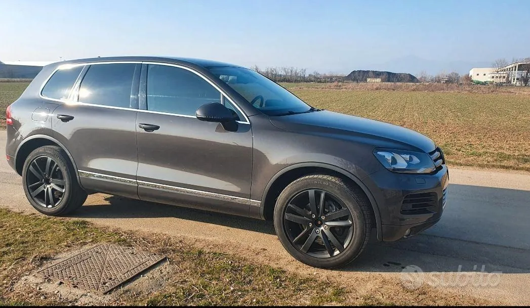 Volkswagen Touareg