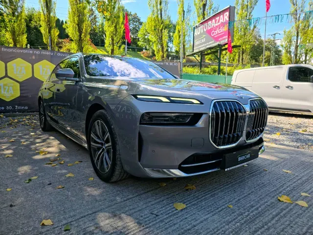 BMW Rad 7 2023 photo 3