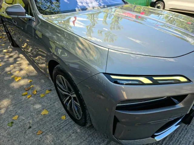 BMW Rad 7 2023 photo 4