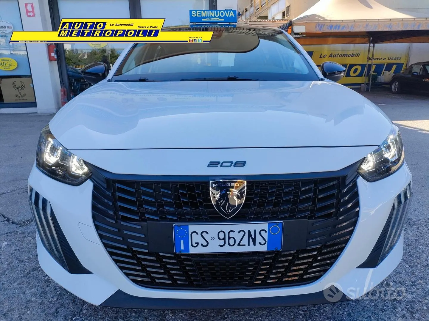 Peugeot 208 2024 photo 3