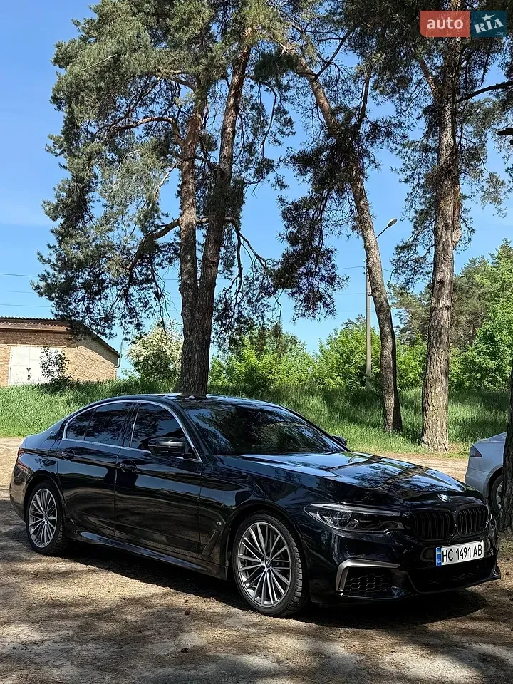 BMW 5 Series 2019 photo 2