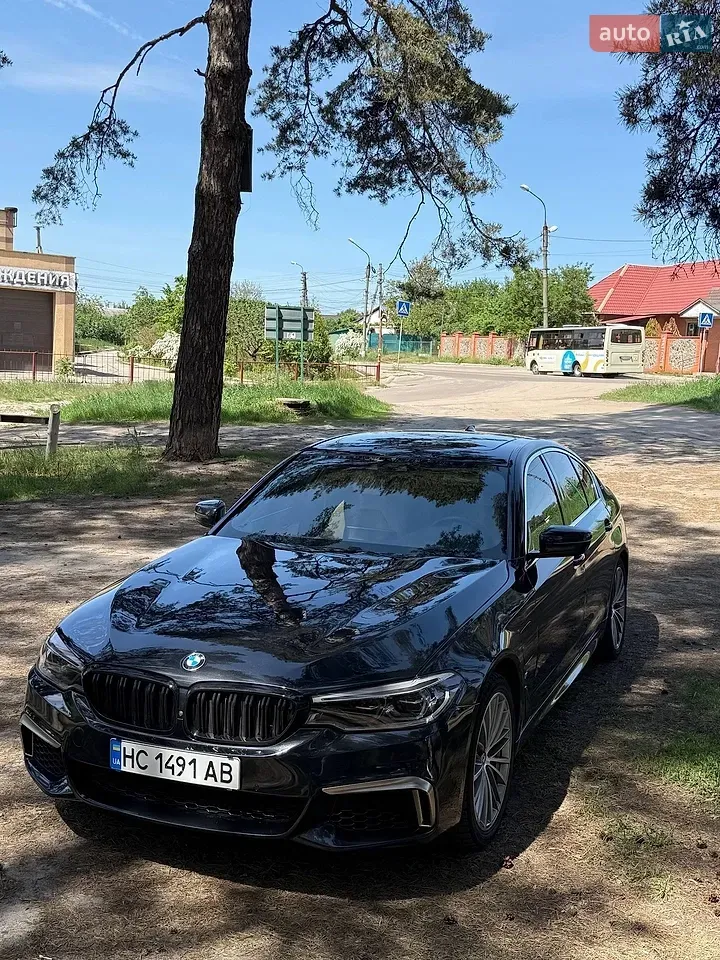 BMW 5 Series 2019 photo 5