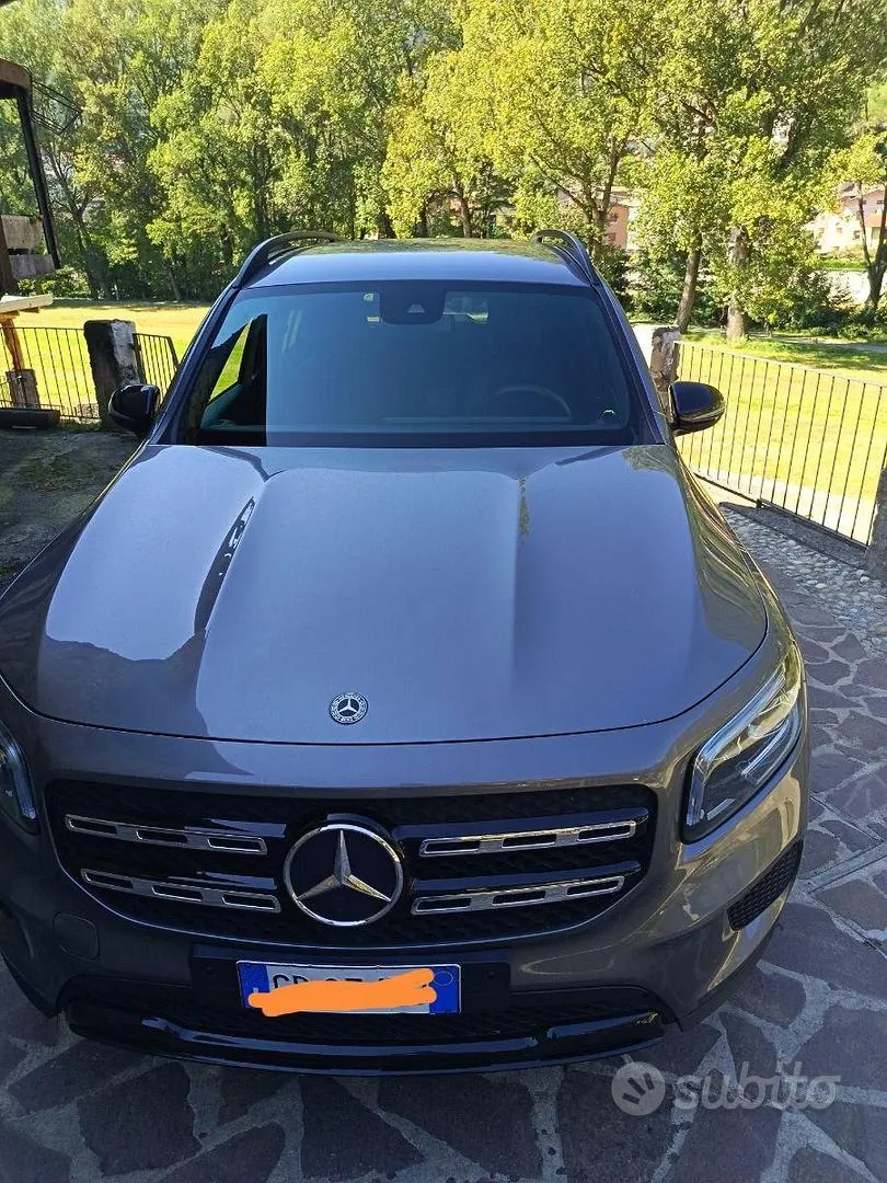 Mercedes-Benz Glb