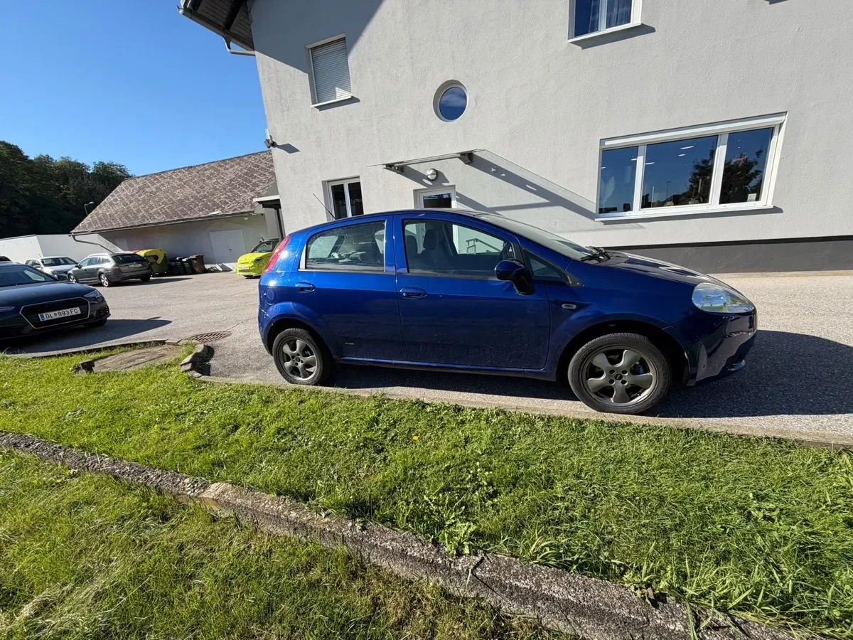Fiat Punto 2007 photo 2