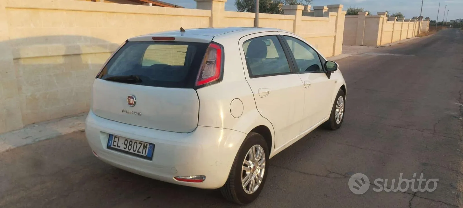 Fiat Punto 2012 photo 5