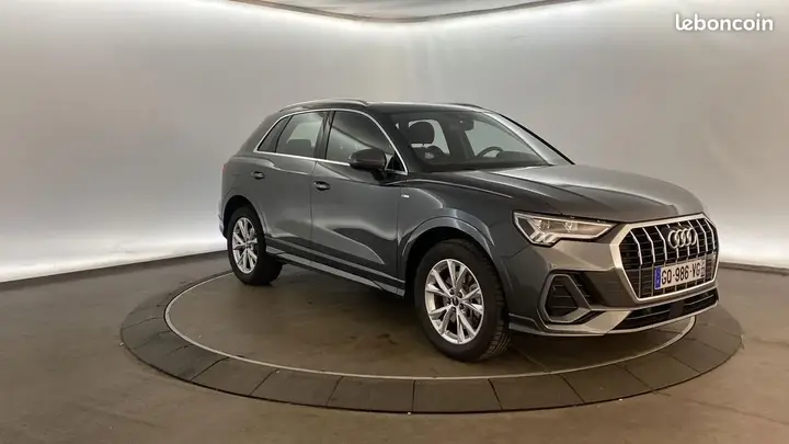Audi Q3 2023 photo 3