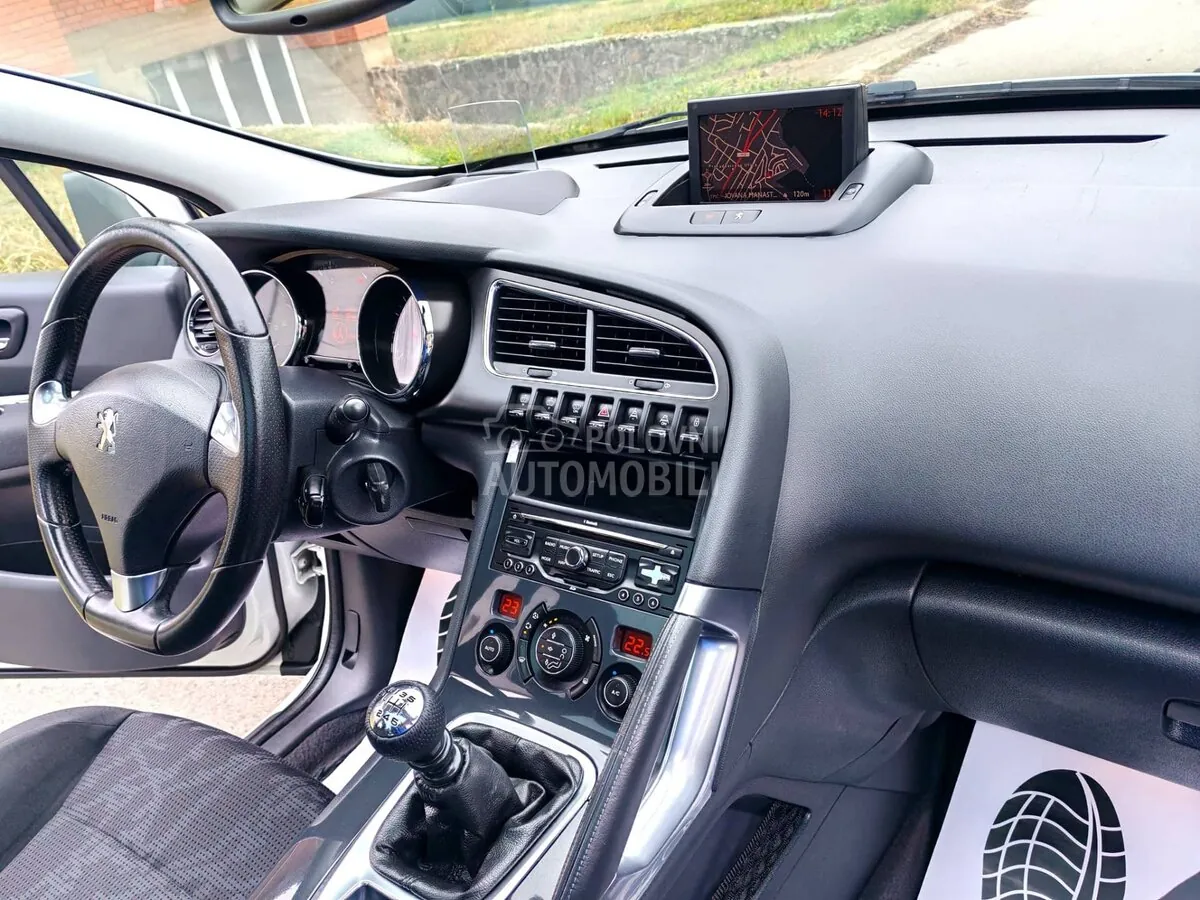 Peugeot 3008 2012 photo 5