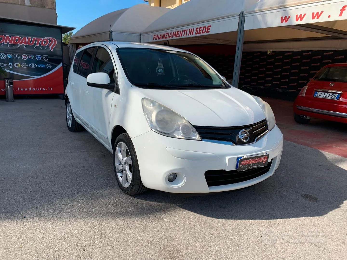 Nissan Note 2010 photo 5