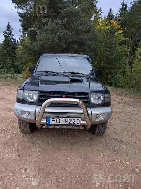 Mitsubishi Pajero 2004 photo 4