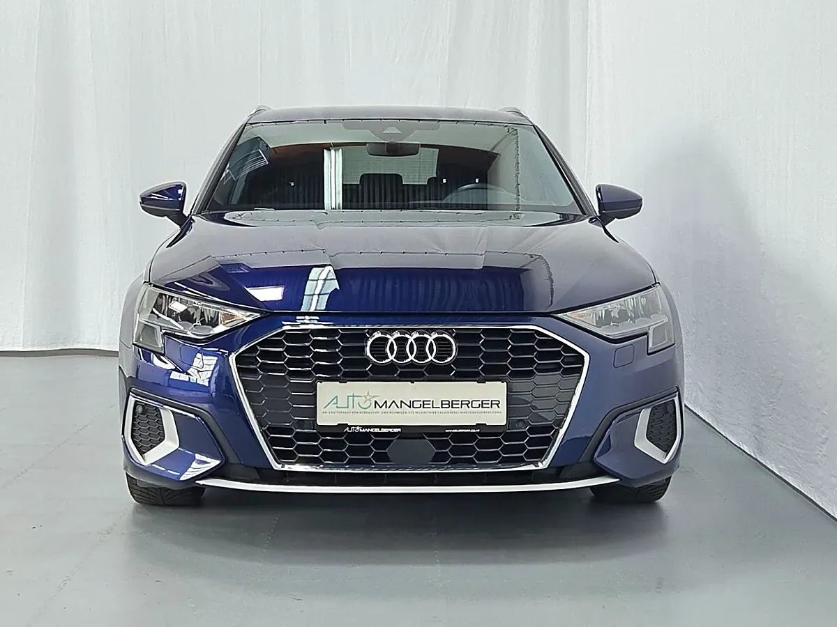 Audi A3 2024 photo 3