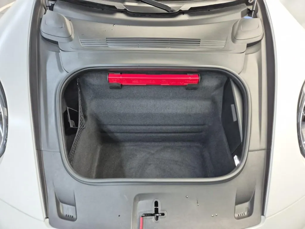 Porsche 911 2024 photo 5