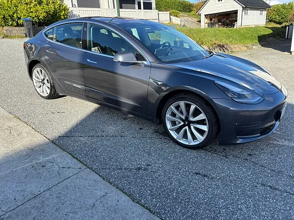 Tesla Model 3 2019 photo 4
