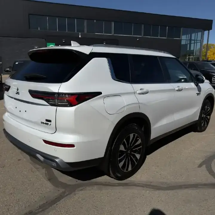 Mitsubishi Outlander 2026 photo 5