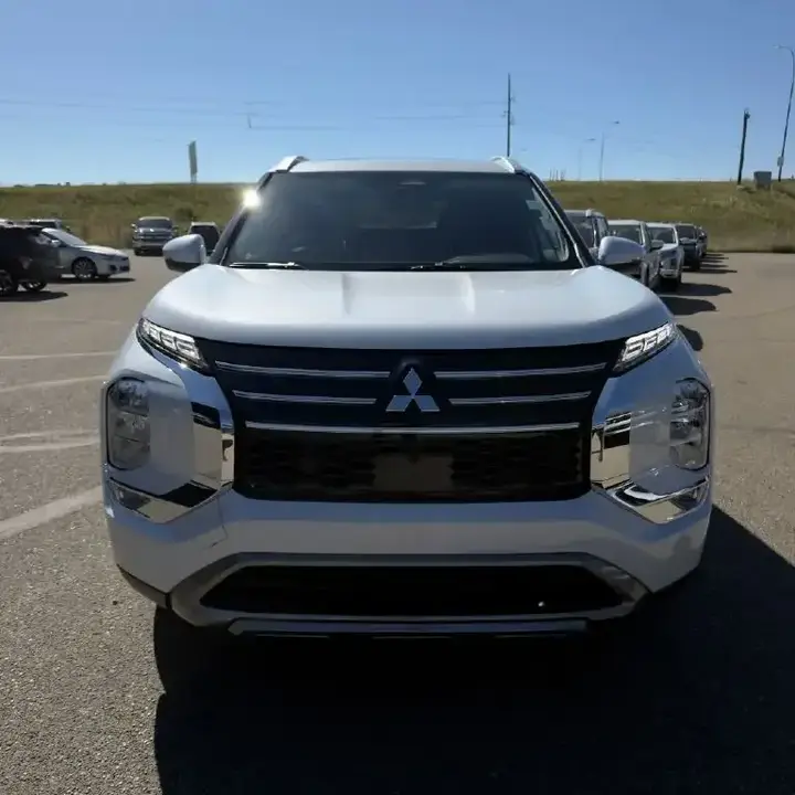 Mitsubishi Outlander 2026 photo 2
