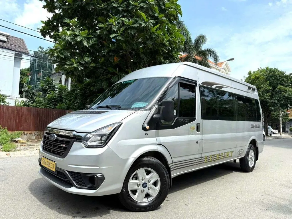 Ford Transit 2024 photo 2