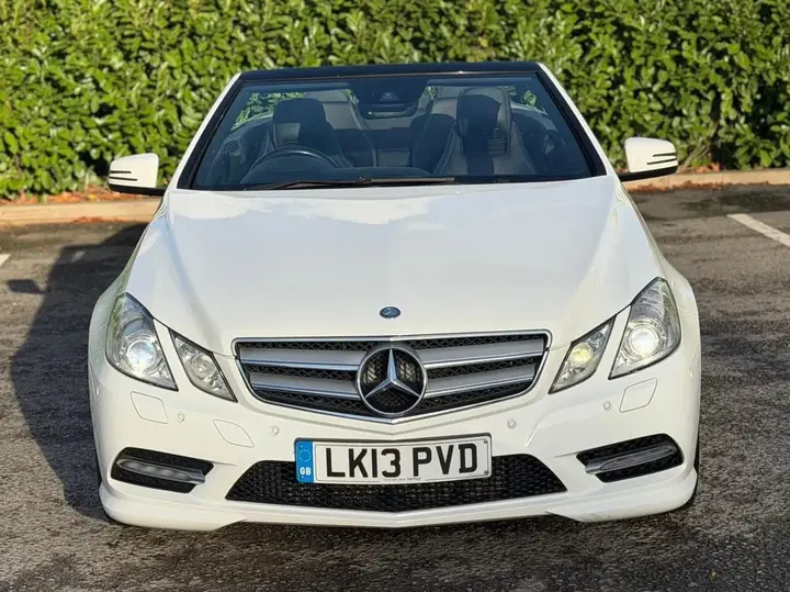 Mercedes-Benz E-Class 2013 photo 3