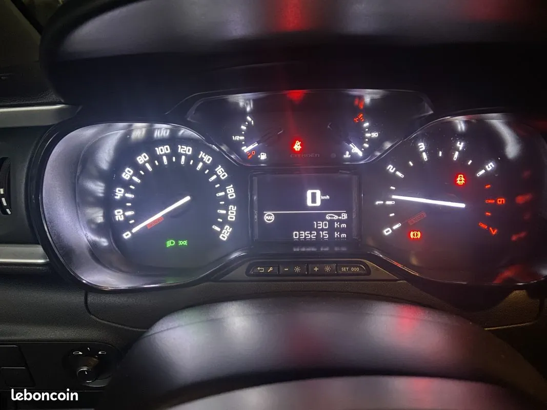 Citroen C3 2023 photo 3