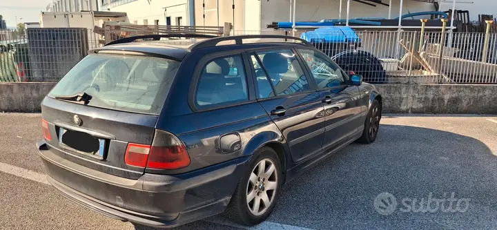 BMW E46 2005 photo 2