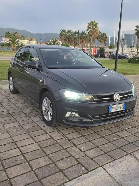 Volkswagen Polo 2018 photo 2