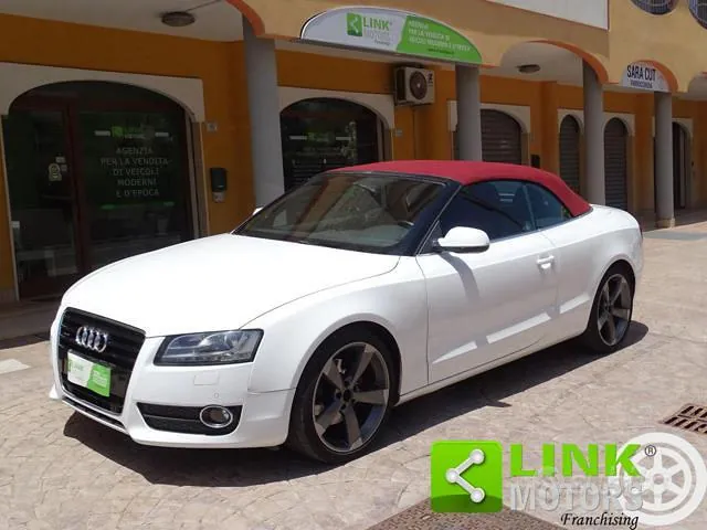 Audi A5 Cabrio 2011 photo 2