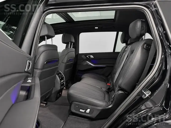BMW X7 2024 photo 5
