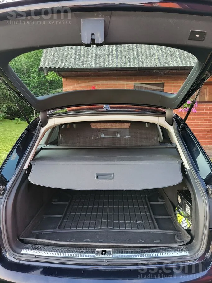 Audi A4 2010 photo 4