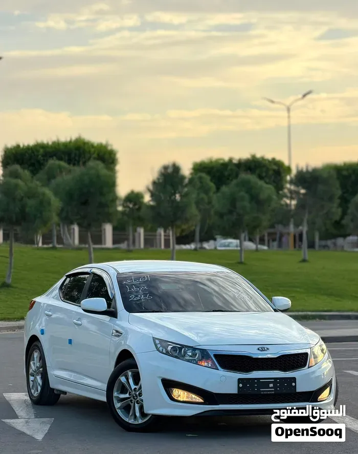 Kia Optima 2012 photo 3