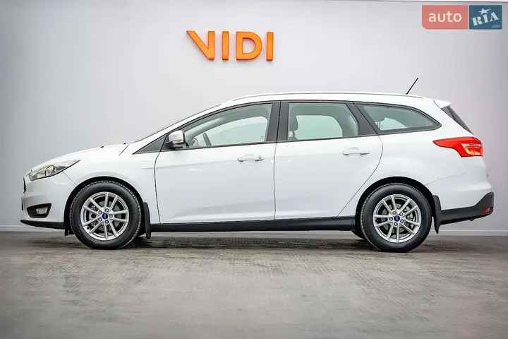 Ford Focus 2017 photo 3