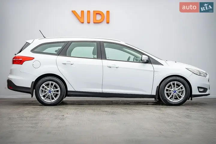 Ford Focus 2017 photo 4